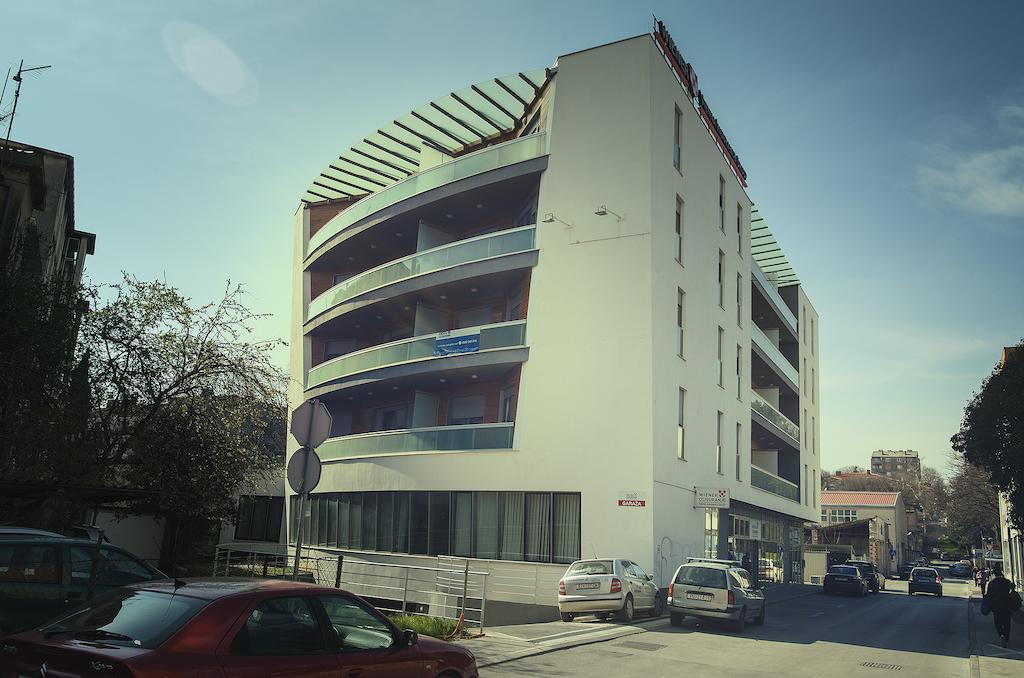 Pula City Business Apartments Exterior photo